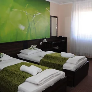 https://green-hotel-budapest.inbudapesthotels.com